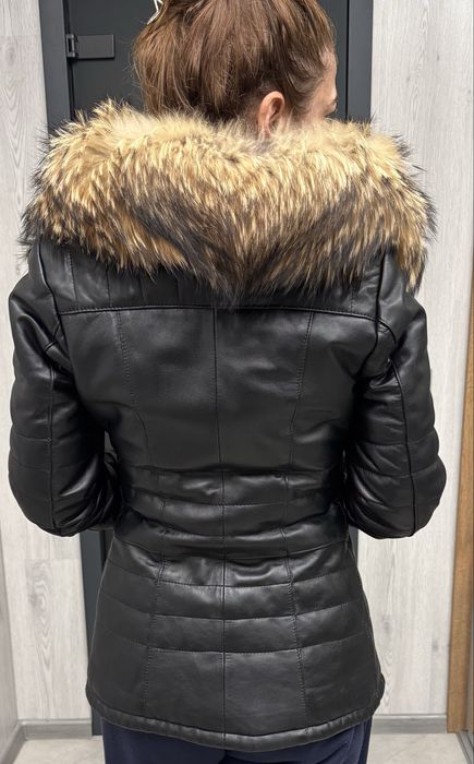 Дамско зимно кожено яке