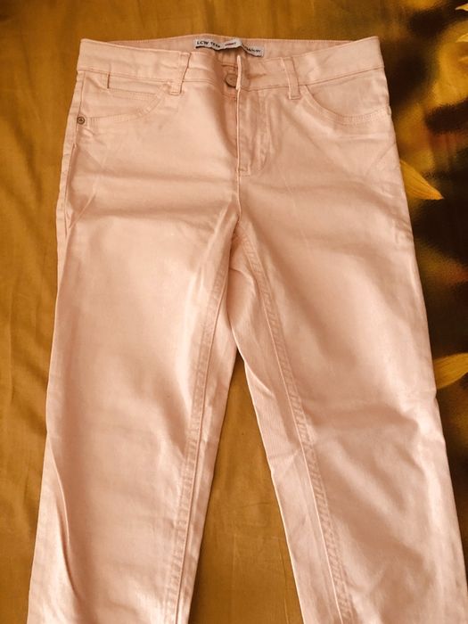 Новые джинсы на девочку