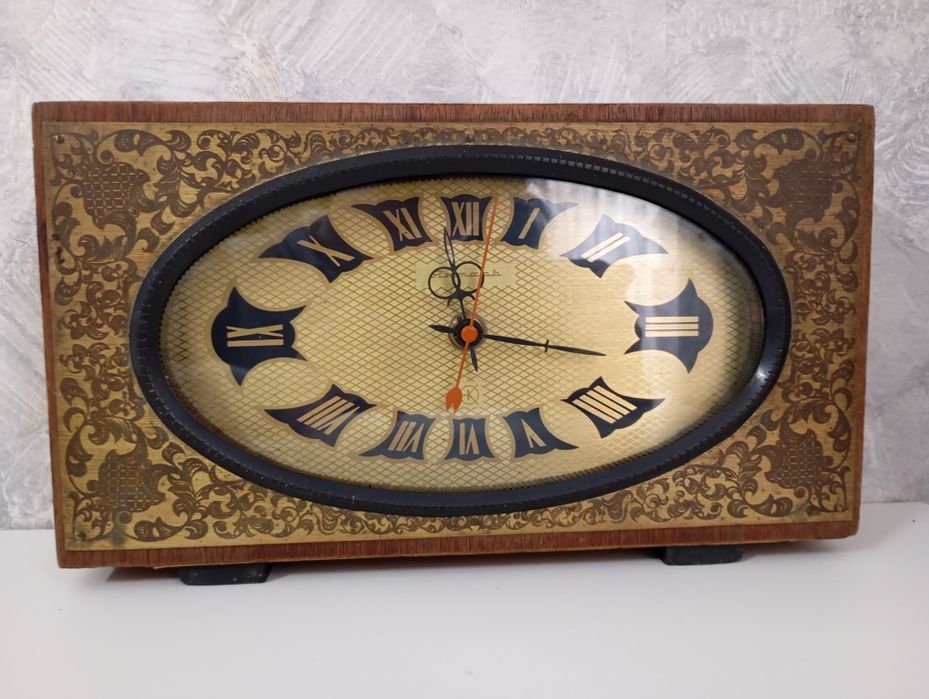 Часы "Янтарь" 1970 года на ходу.