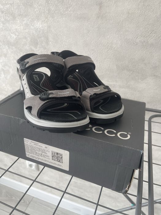 Сандалии Ecco новые