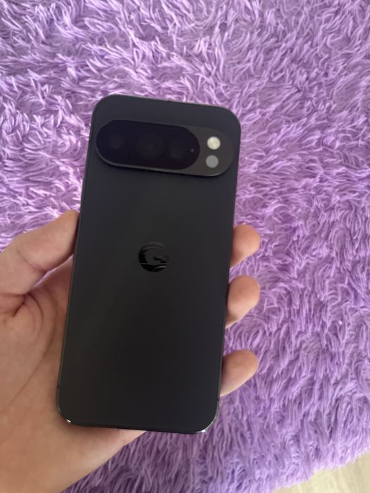 Смартфон Google Pixel 10 Pro 16 ГБ/256 ГБ черный