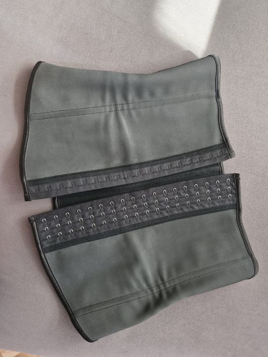 Корсет для коррекции фигуры