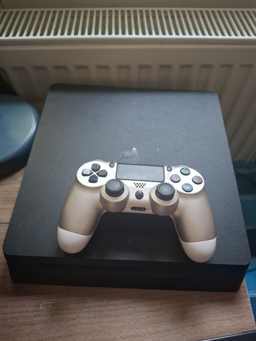 Playstation 4 slim+consola cu cablu hmdi mai lung