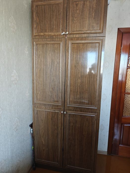 Шкаф бельевой и шкаф плательныйй