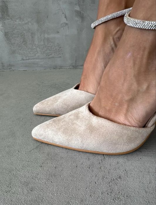 Продам туфли замшевые