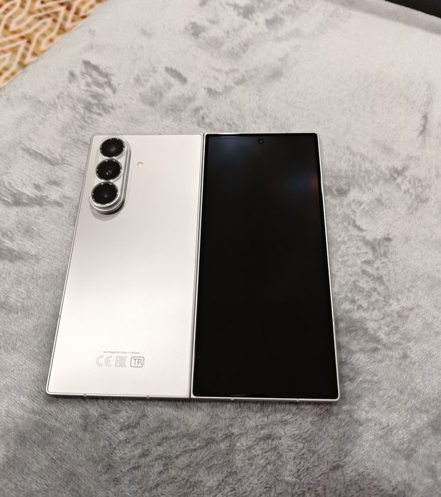 Samsung Z FOLD 7 512g EAC