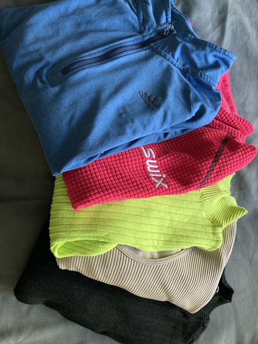 Лот- спортни блузи и пуловери