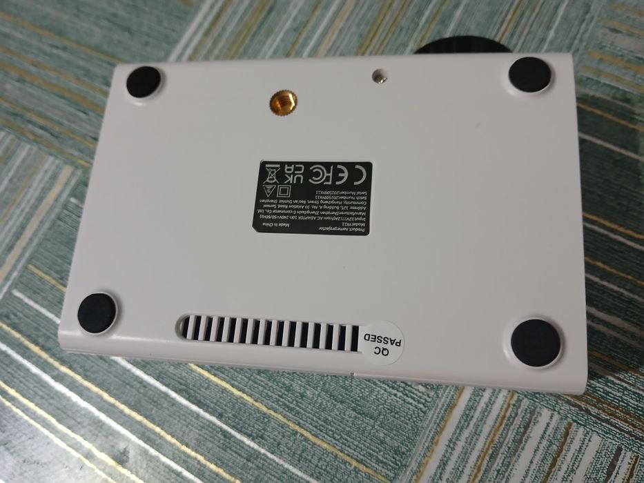 Портативный мини проектор