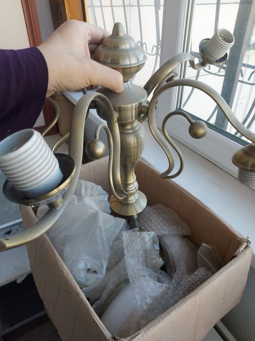 Люстра Крсасивый на зал