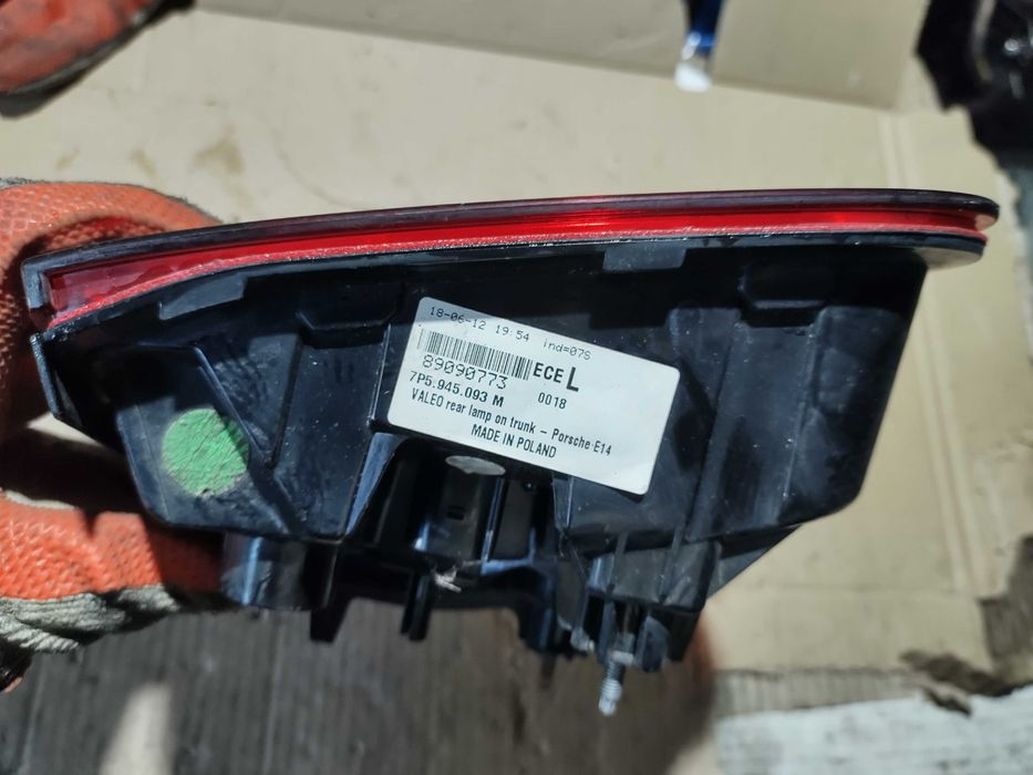 Стоп Ляв Вътрешен Porsche Cayenne 3.0D 92A/2012г