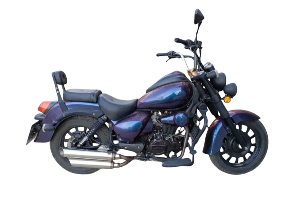 Продам 200кб лифан чоппер 2022г 5600км пробег срочно продам 2000