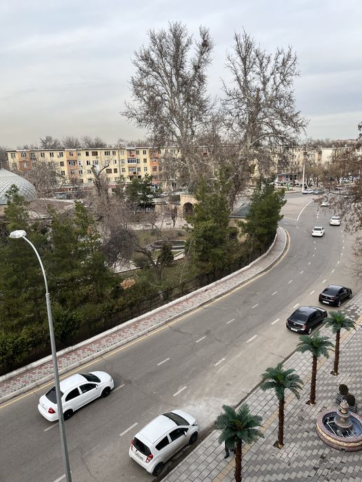 Чилонзор 16  квартира   1 в 2 / 5 / 5