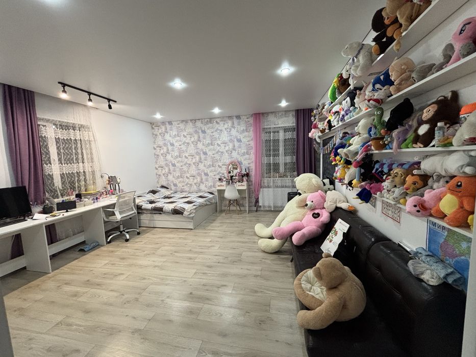 Продам дом в 12 микр 150кв.м.