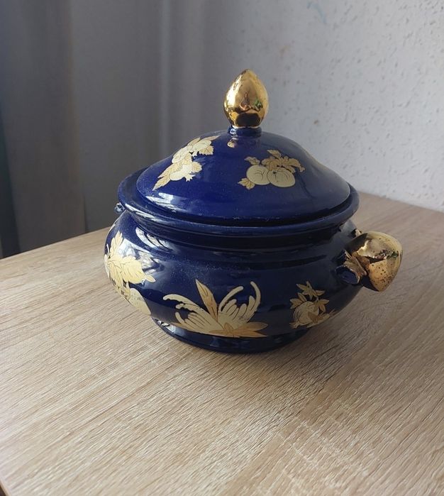 Фарфоровая посуда