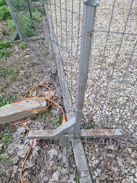 Panou gard bordurat zincat 2000×2000 ocazie