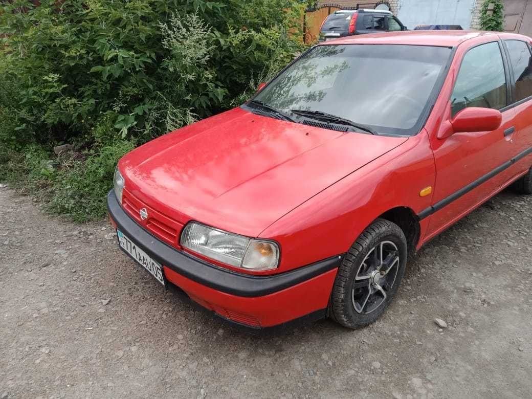 Ветровики Nissan Primera P10, P11, P12