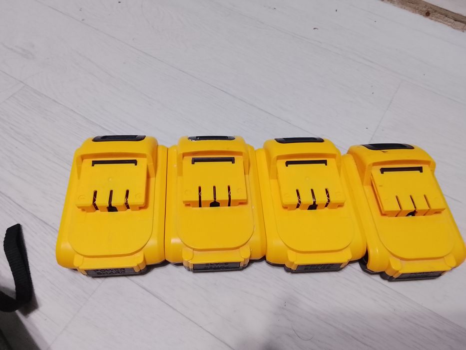 Шуруповерт сатылады.