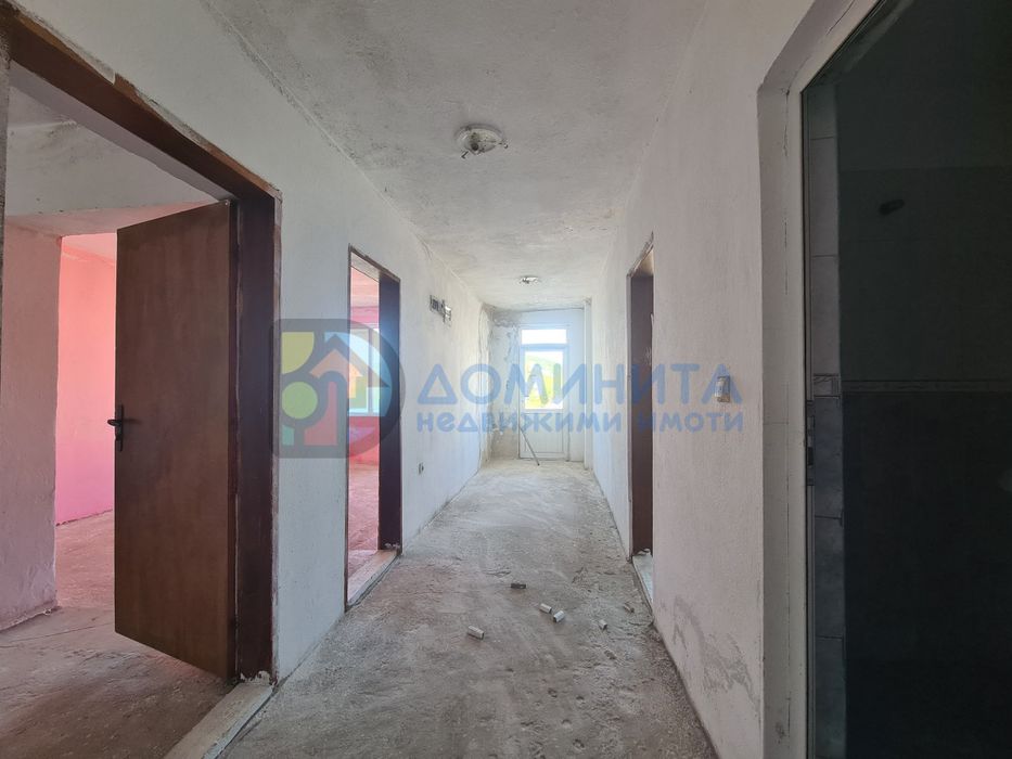 Продава се Къща в Приморско - 428 кв.м за 437 €/кв.м - Снимка #4