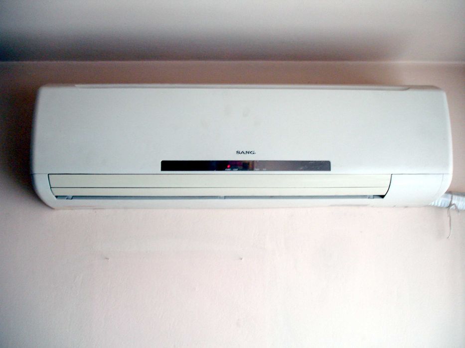 Климатик Sang Split Type TAC-18CHS/H