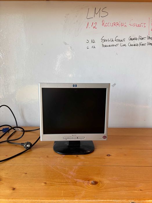 Монитор HP L1502 15"