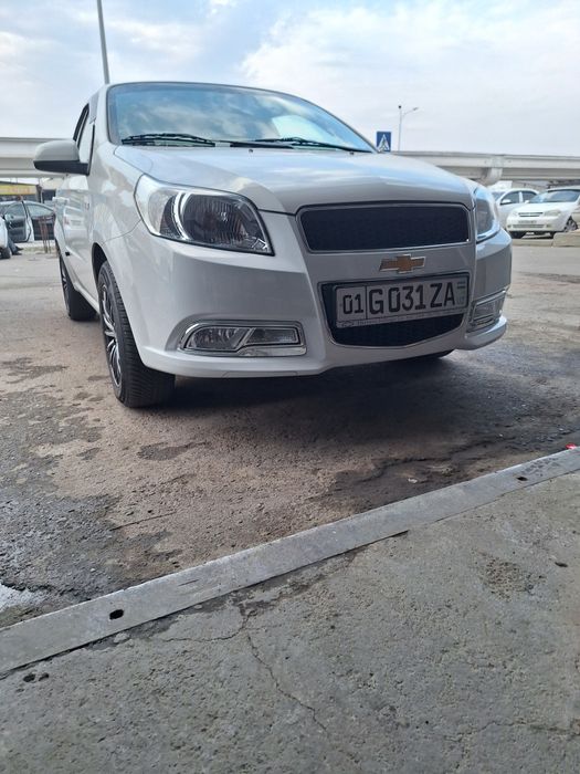 Продаётся нексия3 2017