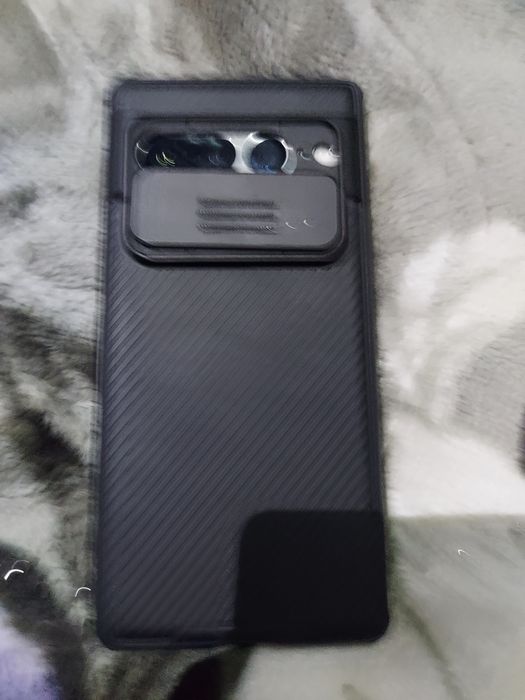 Продам пиксель 7 про разбит торг уместен