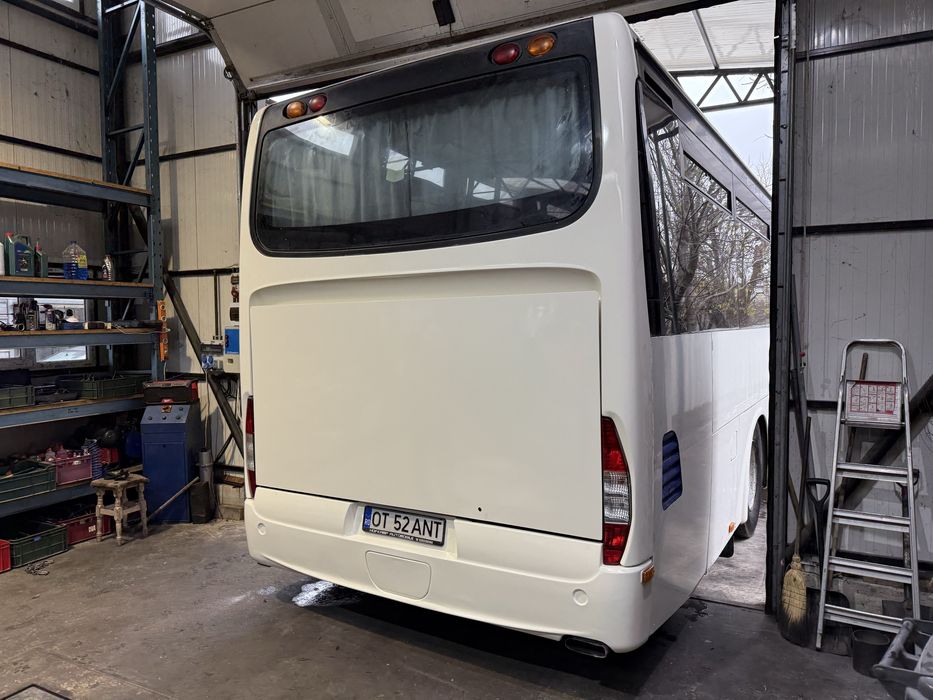 Inchiriere autocar 55 locuri Irisbus Crossway