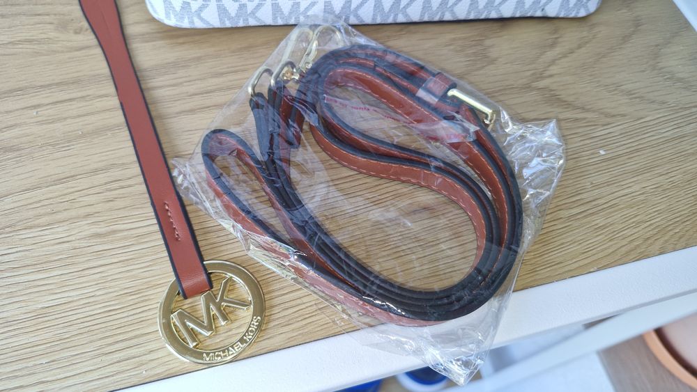 Дамска чанта Michael Kors