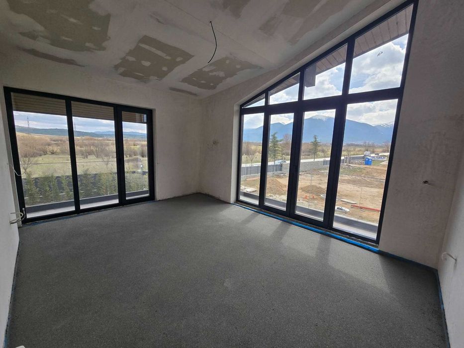 Бутикова къща с минерална вода за продажба до Банско и село Баня