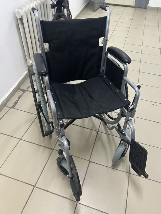 Инвалидная коляска