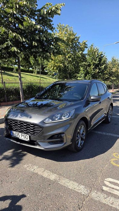 FORD Kuga 2022 — imagine 3