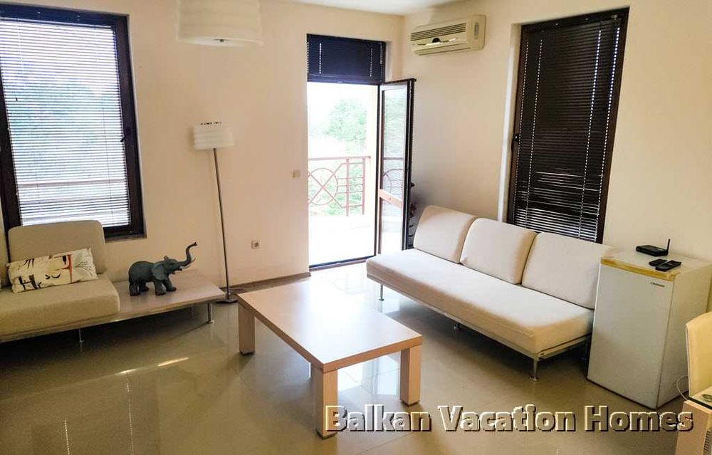 Продава се Тристаен апартамент в Балчик - 116 кв.м за 666 €/кв.м - Снимка #1