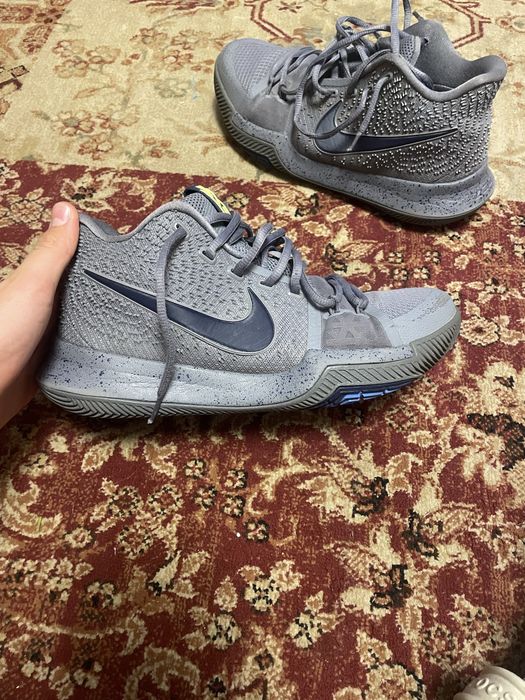 Nike Kyrie 3 Cool Gray marimea 40.5