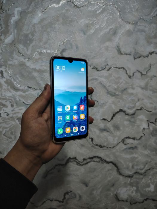 Redmi Note 7 Sotiladi 4/64 Holati ideal