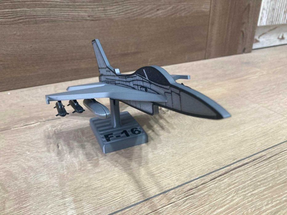 Макет на самолет