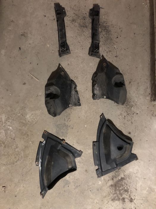 Прагове за БМВ Ф20 и подкалници долна част , предни и задни