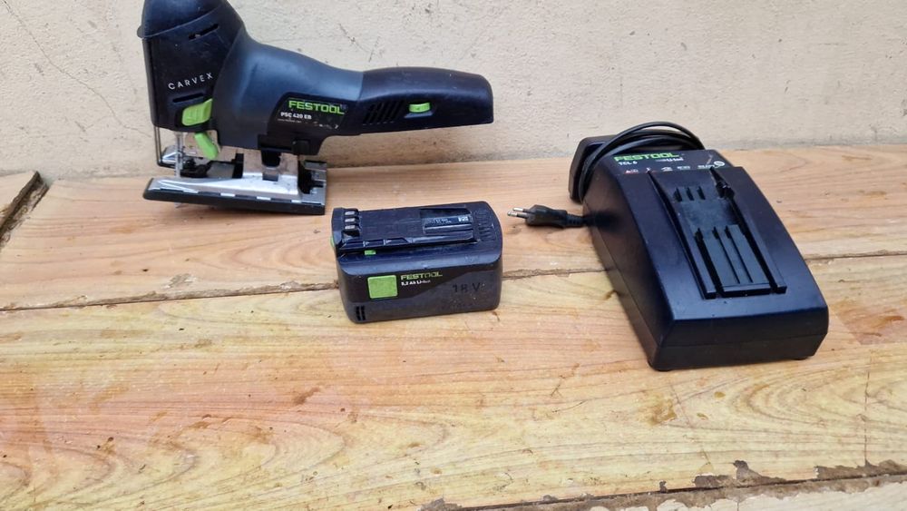 Fierastrau pendular Festool PSC 420 EB