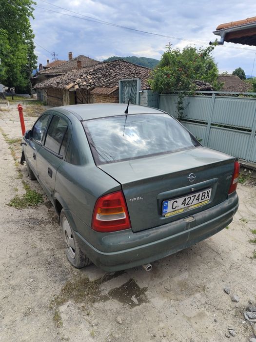 Opel astra G 1.8