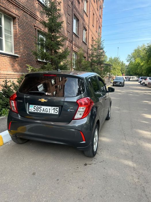 Chevrolet Spark 2018 года