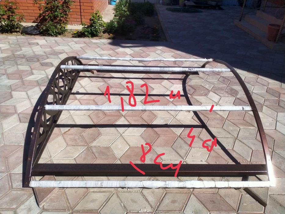 Продам козырёк-навес