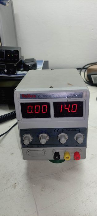 Лабораторный блок питания yaxun ps 1502dd