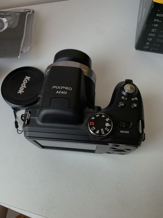 Camera Foto Digitala KODAK PixPro AZ401 Black, 16 MP, 40X Optical Zoom,  HD Video, Image Sensor CCD