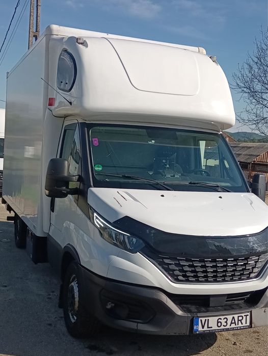 Vand autoutilitare , Iveco Daily, Mercedes Sprinter,