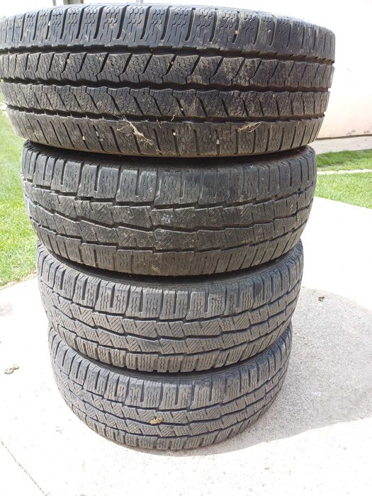 Cauciucuri 215 60 R17C