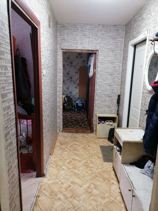 Продам 2 ком кв 51 м2 на строителе