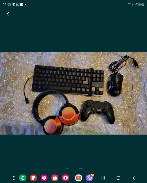 Мишка и клавиатура, джойстик,слушалки PlayStation 4. Става и за PC