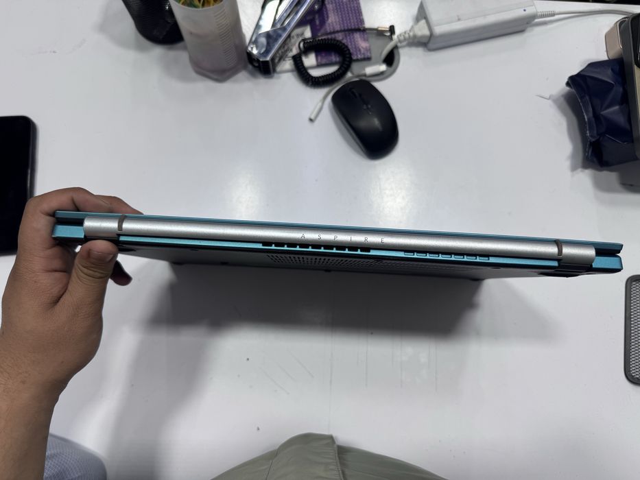 Acer aspire 3 11gen core i3