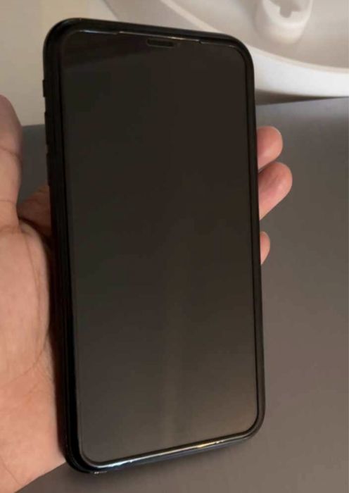 АйфонХR в продаже.Состояние отличное.