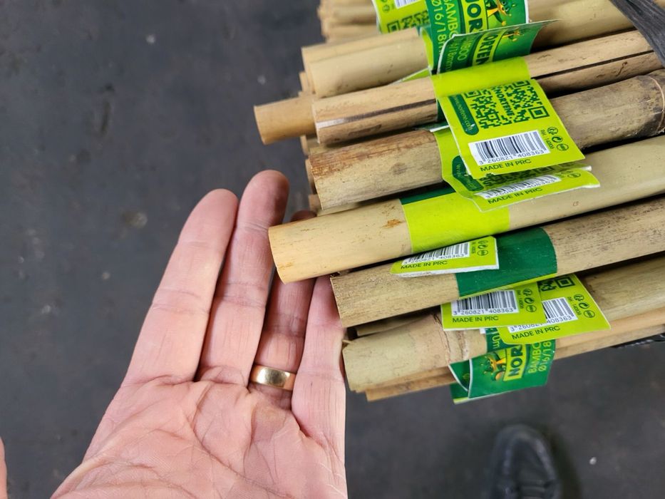 Колчета за укрепване на домати от БАМБУК - естествени