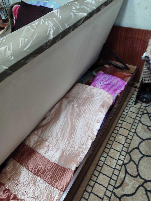 Продаются две кровати 190х80